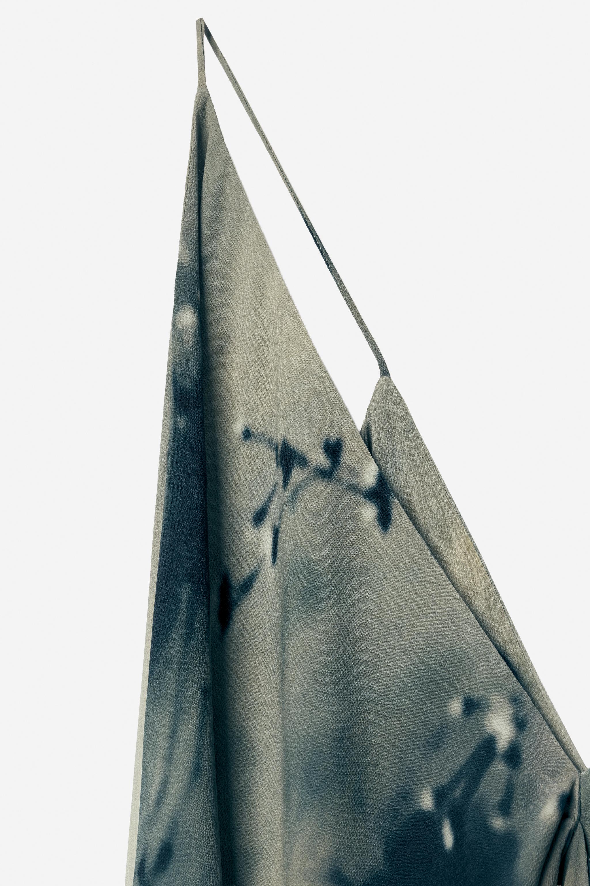 ROBE IMPRIMÉE - THE ITEM